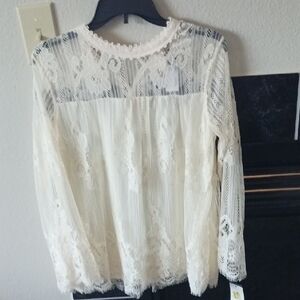 Elegant Lace Women’s Top - Cream